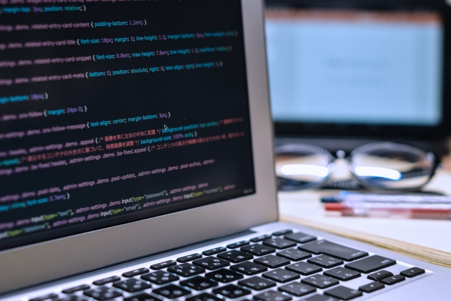 【Django】一覧画面を効率的に実装する django-tables2 の紹介